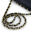 Chanel Classic Flap Vintage in Pelle Nera e finiture oro