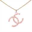 Chanel Collana lunga con logo CC rosa e cristalli multicolor – Primavera 2004