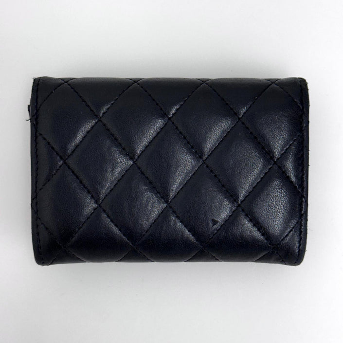 Chanel Porta Carte in Pelle Trapuntata Nera con Logo Dorato