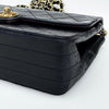 Chanel Vintage Single Flap in Pelle Nera con Hardware Dorato