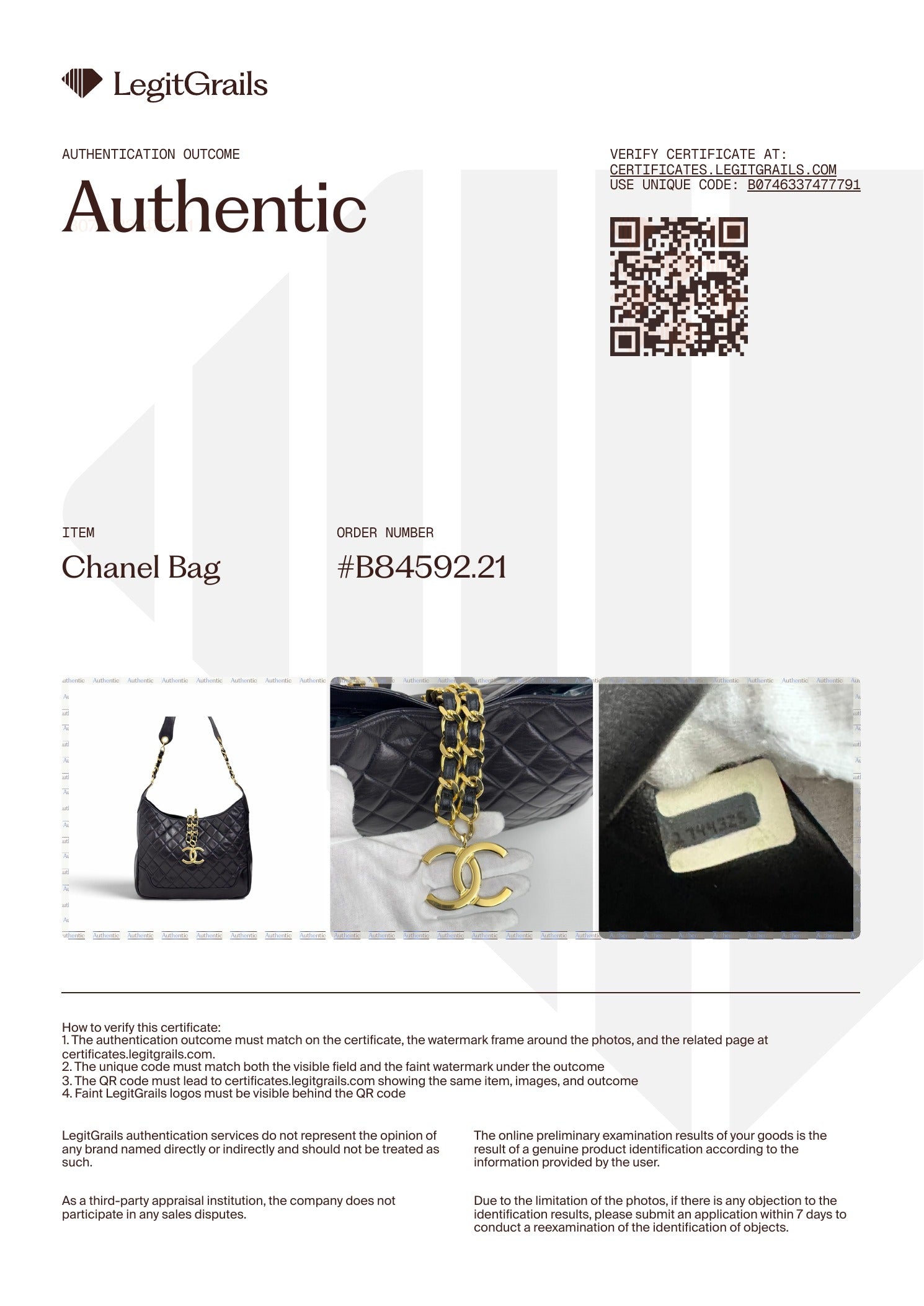 Chanel Borsa Hobo Vintage Matelassé Nera con Maxi Logo CC Dorato