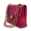Chanel borsa Classic Flap 25 cm in pelle di agnello rossa anni ’90