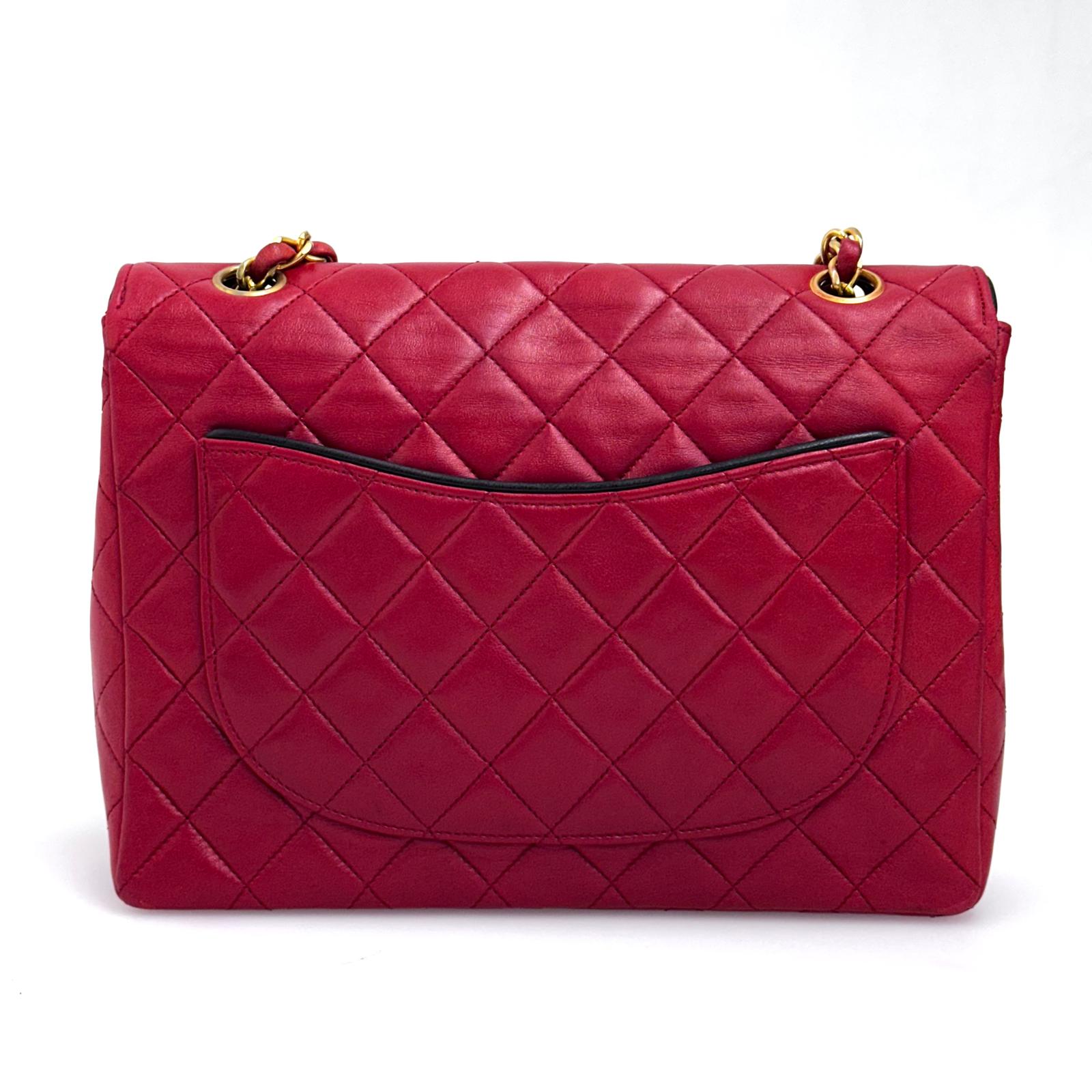 Chanel borsa Classic Flap 25 cm in pelle di agnello rossa anni ’90