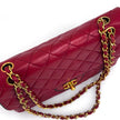 Chanel borsa Classic Flap 25 cm in pelle di agnello rossa anni ’90