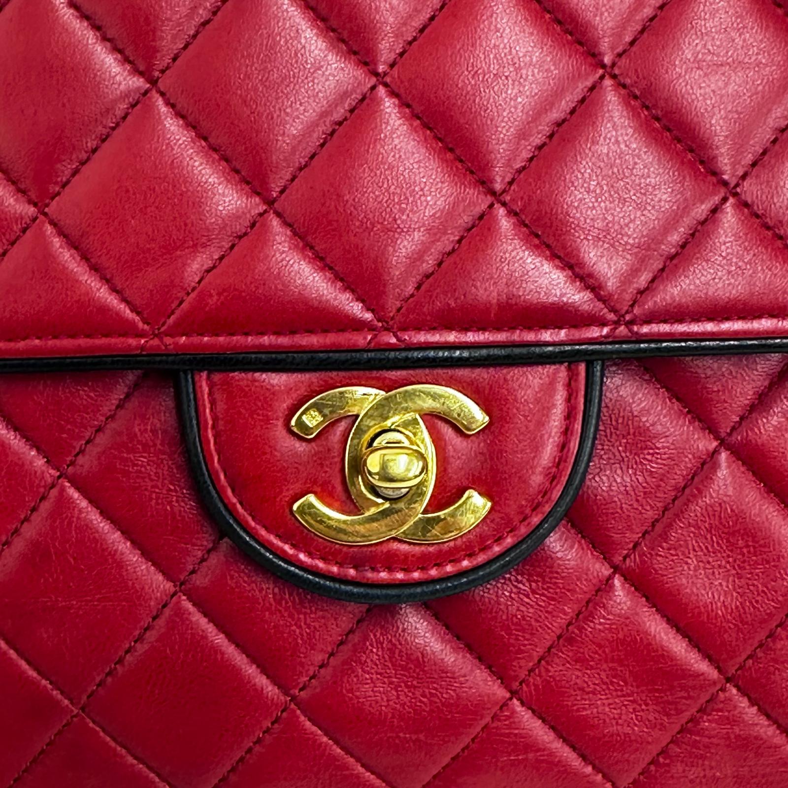 Chanel borsa Classic Flap 25 cm in pelle di agnello rossa anni ’90