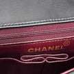 Chanel borsa Classic Flap Mini 20 cm in pelle di agnello blu 1991–1994
