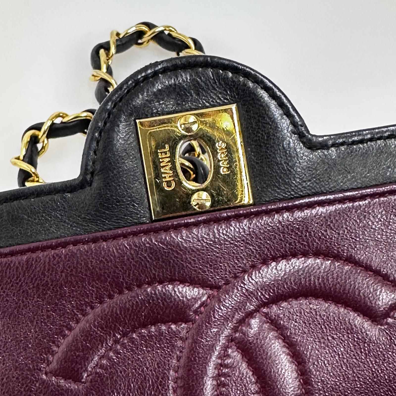 Chanel borsa Classic Single Flap 25 Paris limited in pelle di agnello nera