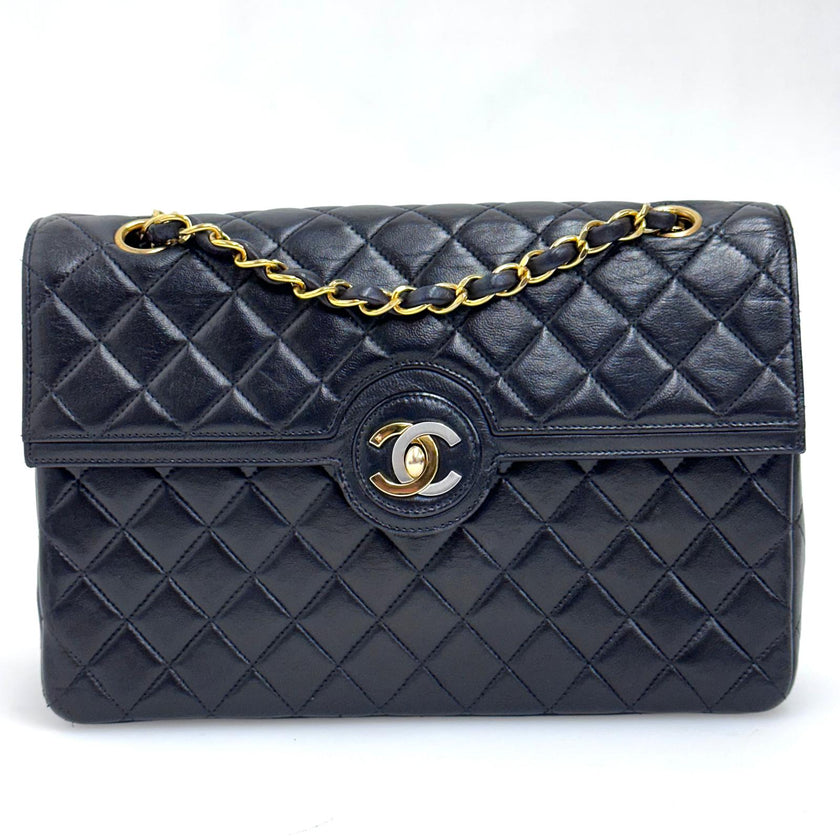Chanel borsa Classic Single Flap 25 Paris limited in pelle di agnello nera
