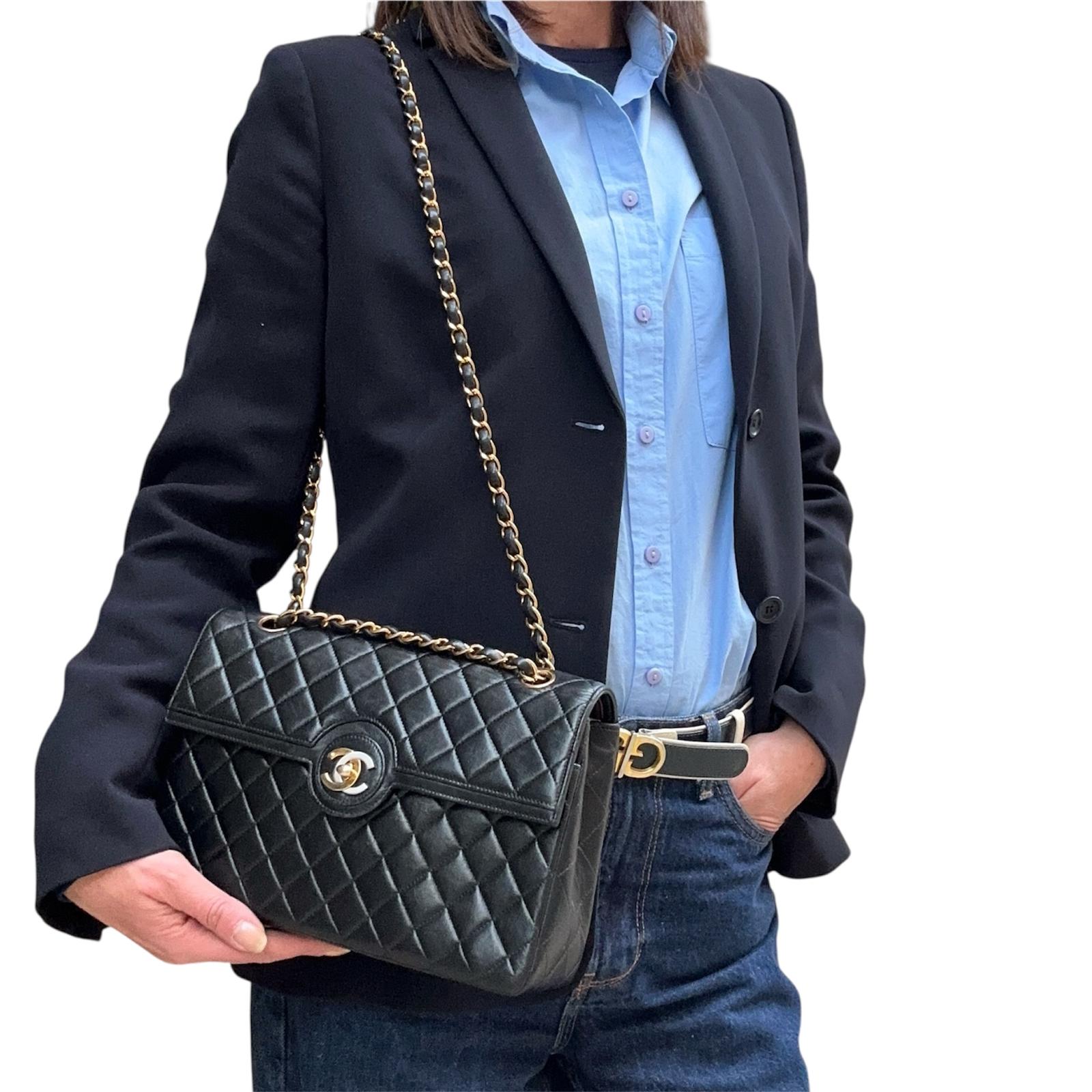Chanel borsa Classic Single Flap 25 Paris limited in pelle di agnello nera