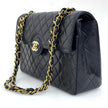 Chanel borsa Classic Single Flap 25 Paris limited in pelle di agnello nera