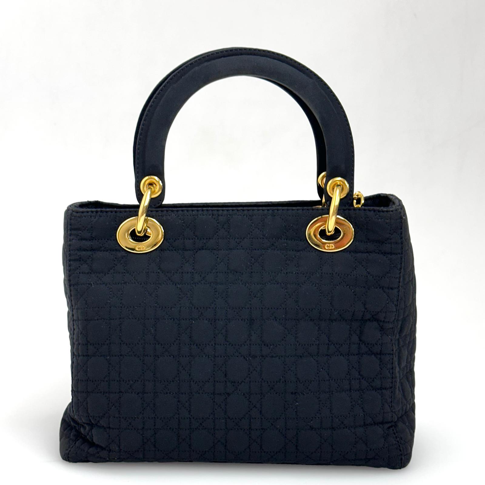 Christian Dior Borsa Lady Dior Medium Cannage Nera a Mano