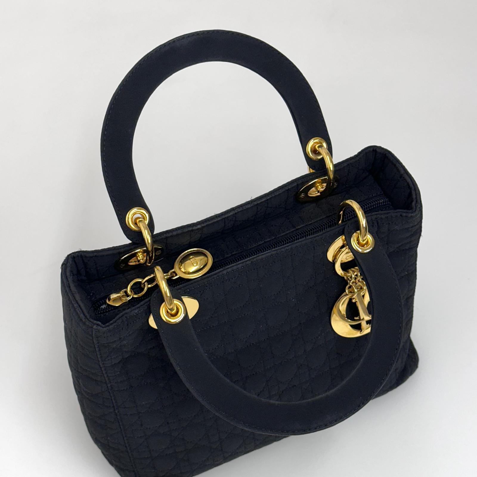 Christian Dior Borsa Lady Dior Medium Cannage Nera a Mano