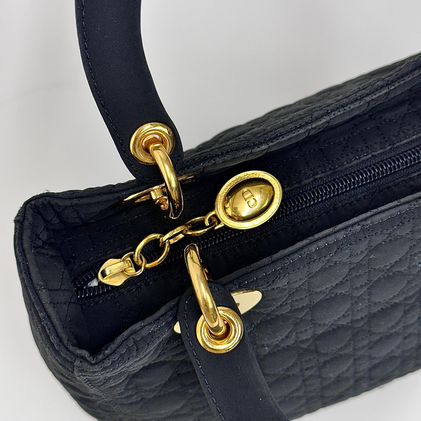 Christian Dior Borsa Lady Dior Medium Cannage Nera a Mano