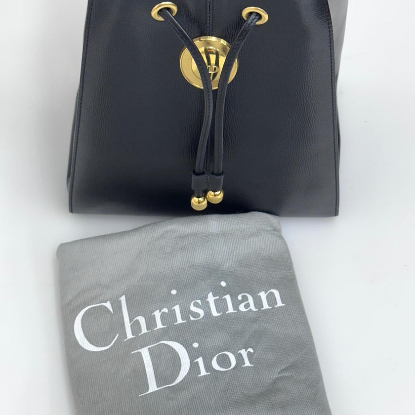 Christian Dior Borsa Secchiello Médaillon Vintage in Pelle Nera