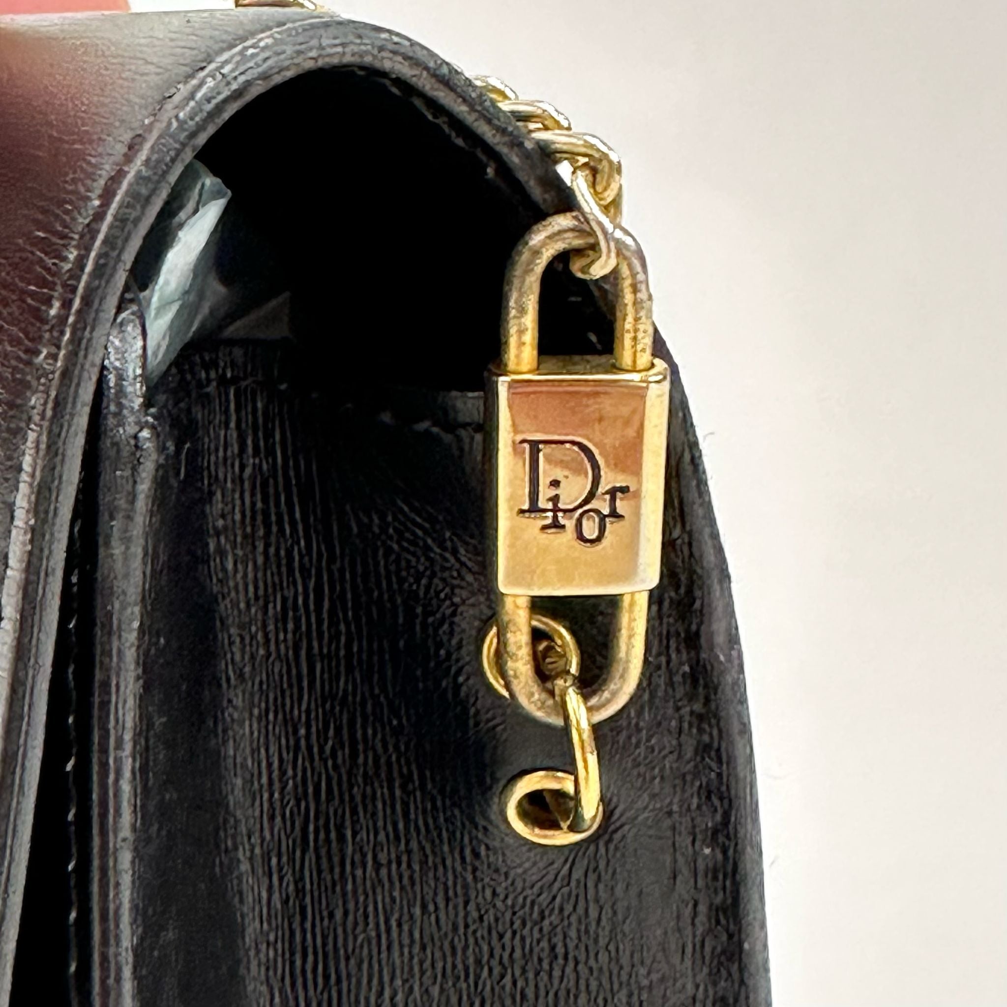 Christian Dior Borsa a tracolla Vintage Logo CD in pelle nera