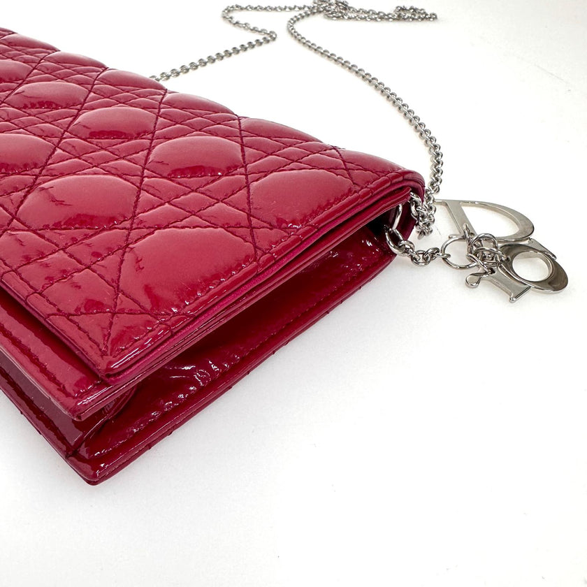 Christian Dior Pochette con catena Lady Dior Cannage vernice rossa