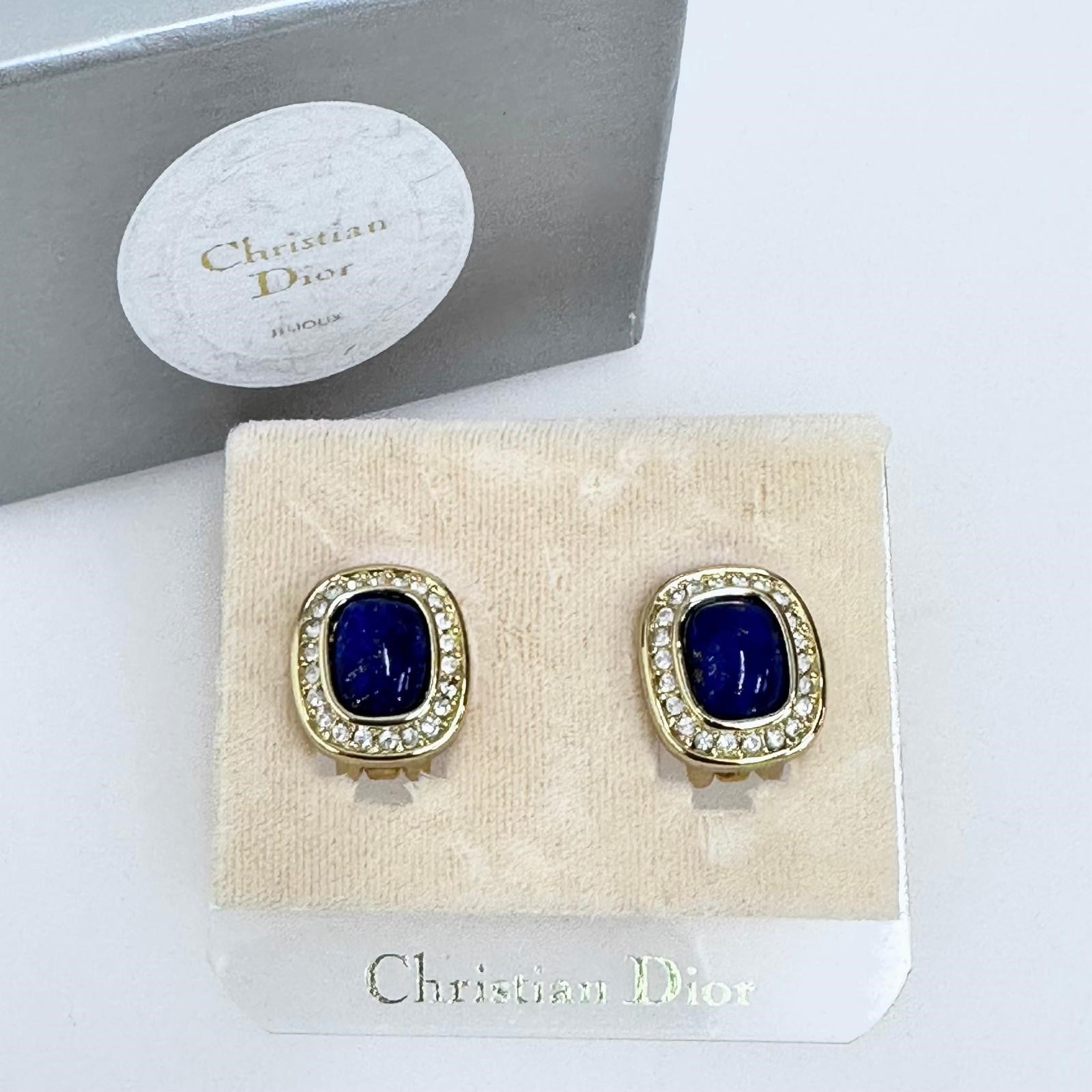 Christian Dior orecchini a clip dorati con cabochon blu e cristalli bianchi