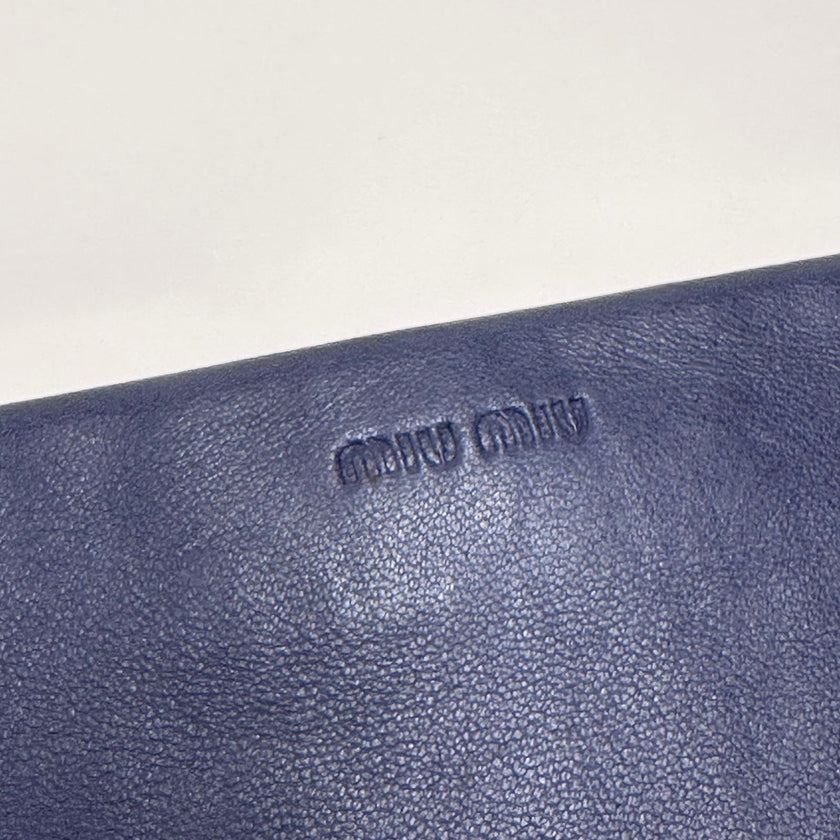Clutch Miu Miu in pelle blu Matelassé con pochette removibili