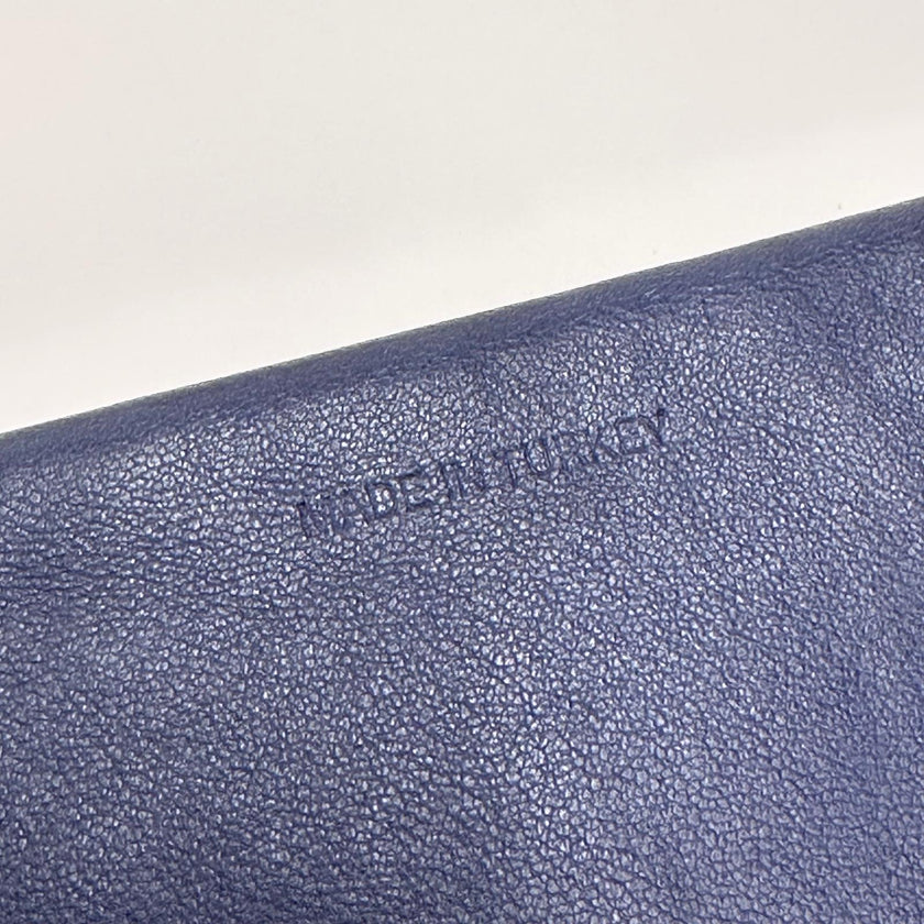 Clutch Miu Miu in pelle blu Matelassé con pochette removibili