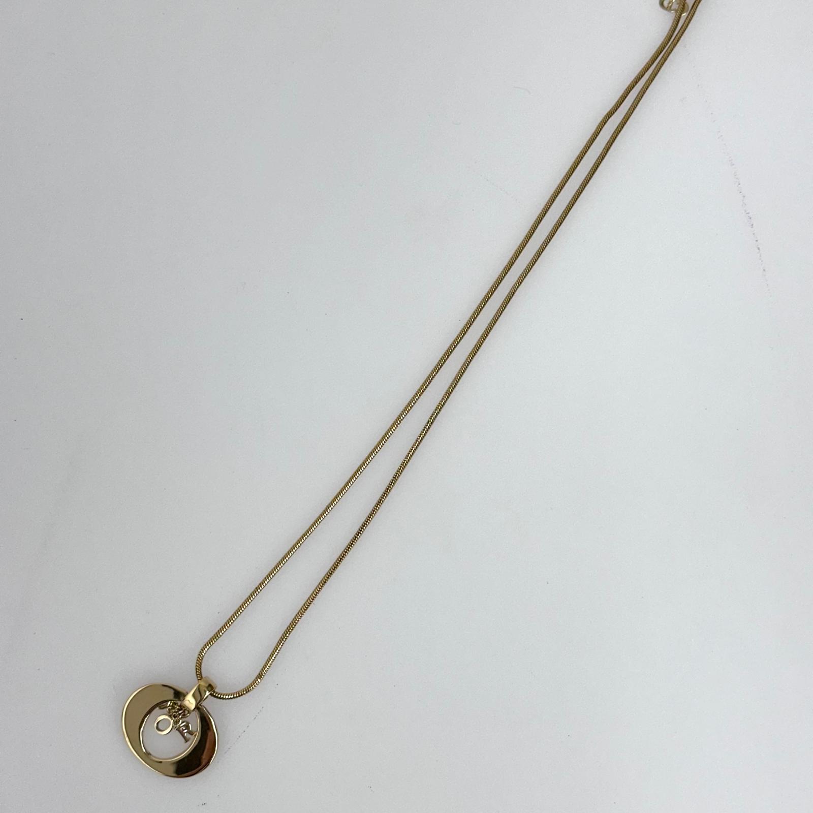 Collana Lady Dior dorata con pendente logo