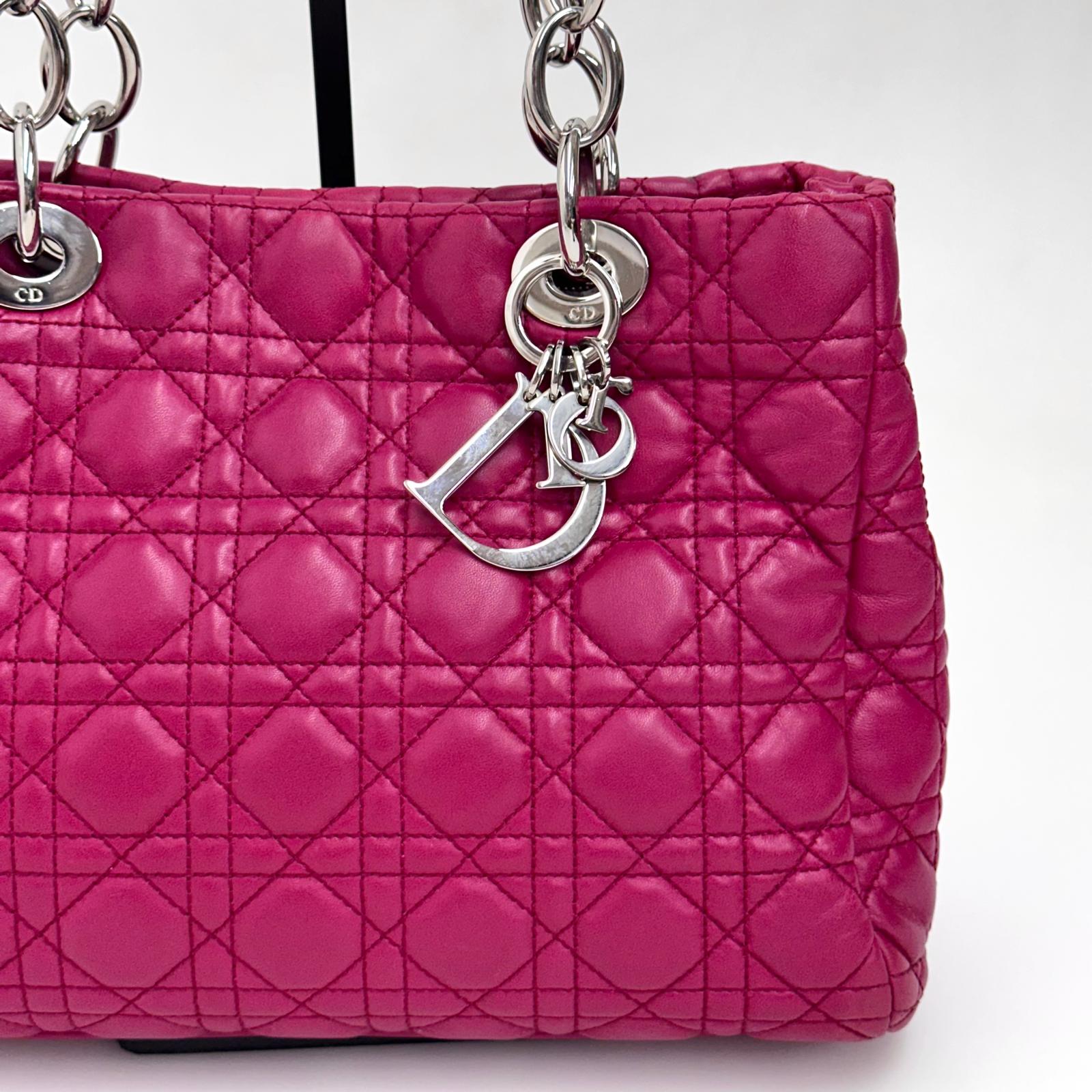 Dior Borsa Lady Dior Soft Shopping Tote Cannage Fucsia