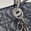 Dior Borsa a mano e tracolla Lady Dior Medium in pelle nera cannage