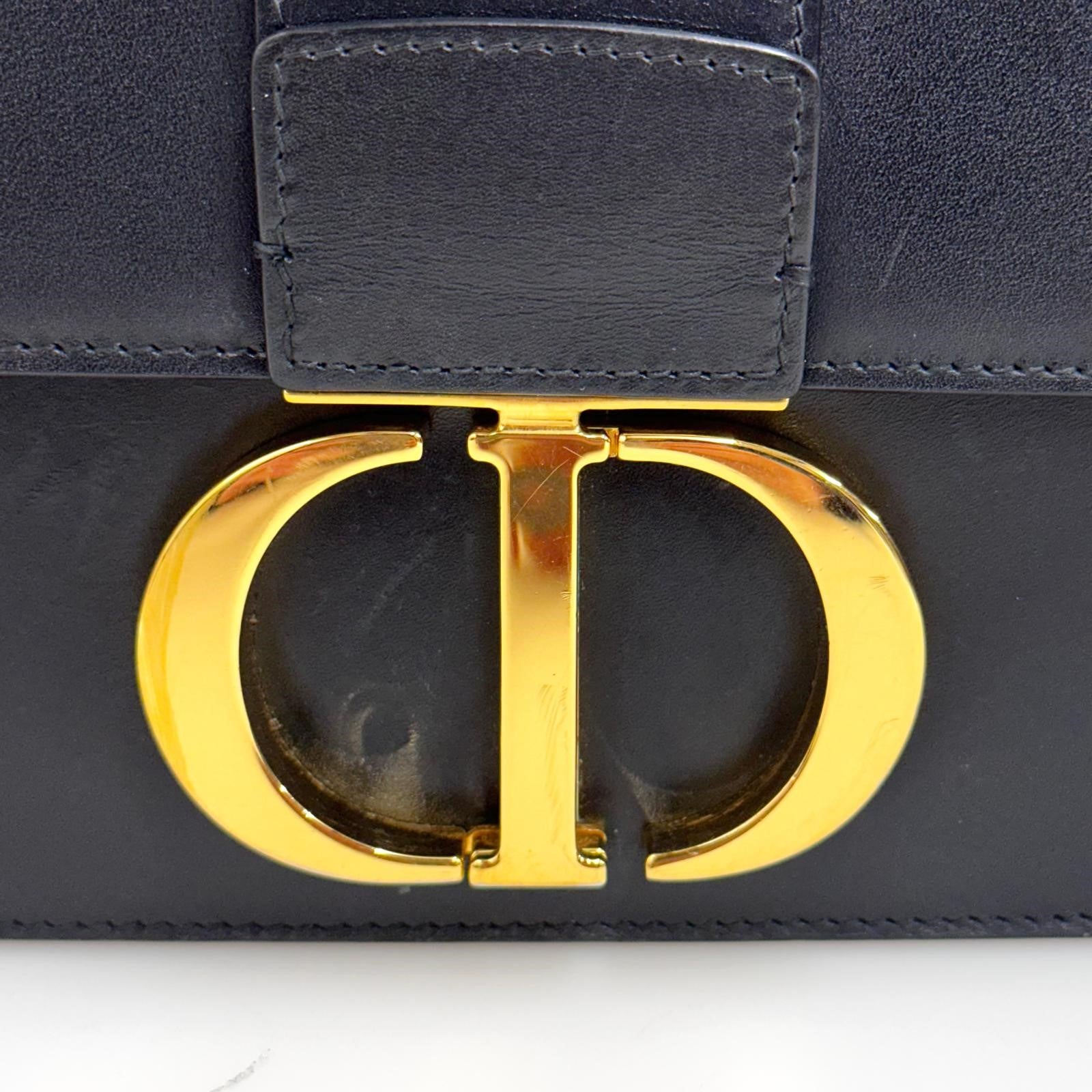 Dior borsa a tracolla 30 Montaigne in pelle Box nera