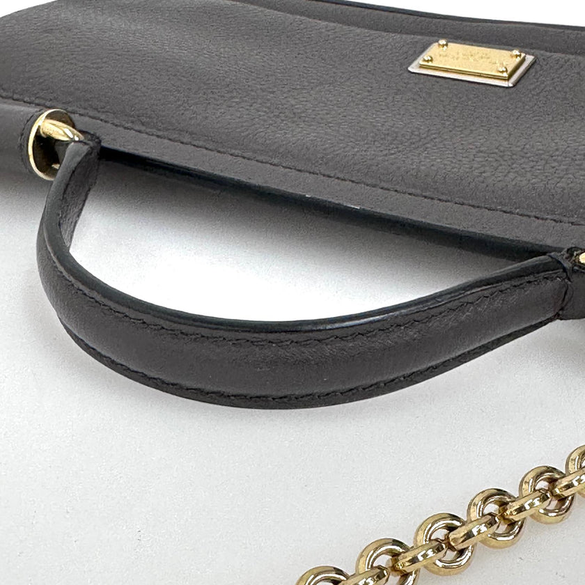 Dolce & Gabbana Sicily Borsa Baguette in pelle martellata visone con catena oro