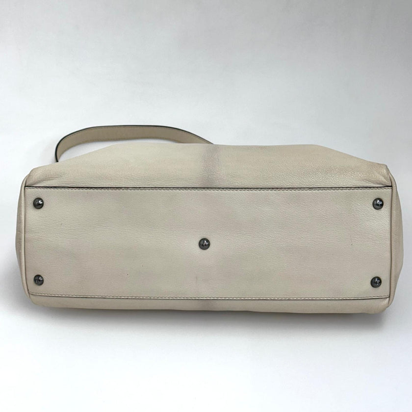Fendi Borsa Peekaboo in pelle panna con interno leopardato