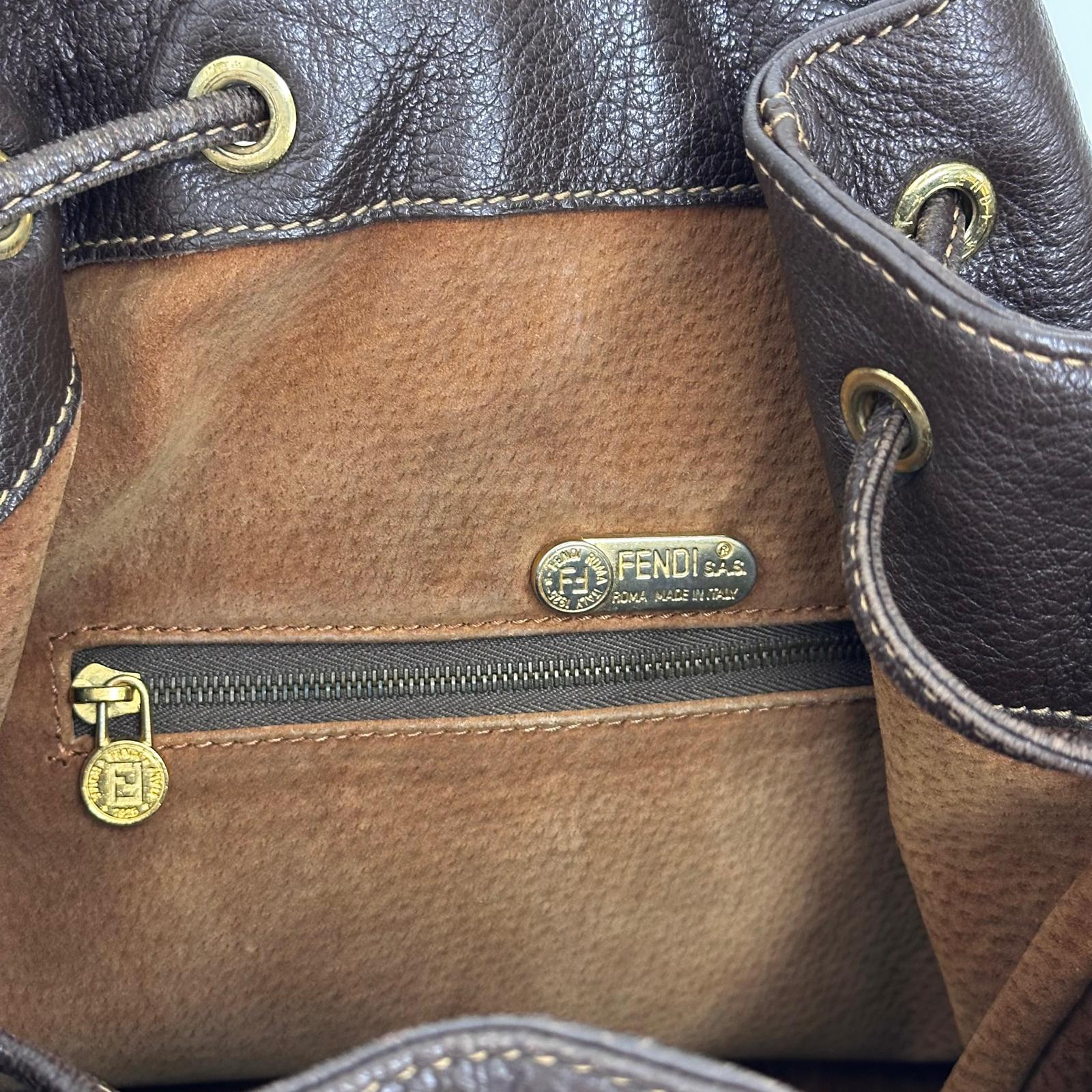 Fendi Borsa Secchiello Zaino Vintage Convertibile Marrone