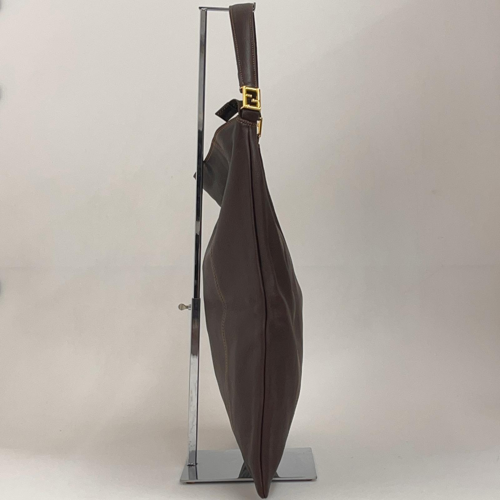 Fendi Borsa Shopper in Pelle Marrone – Maxi Pochette