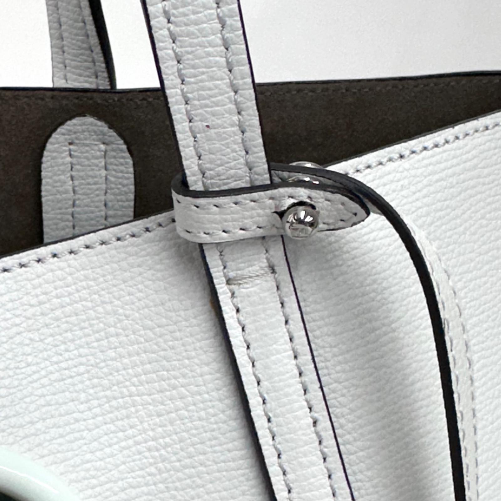 Fendi Borsa Shopping Logo Vitello Bianca con pochette