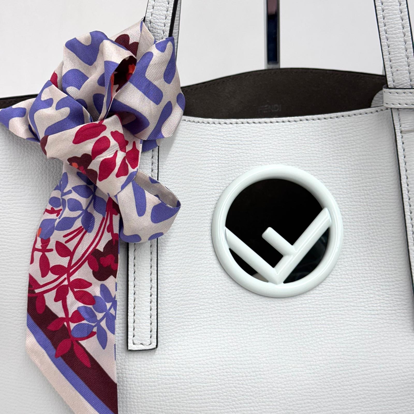 Fendi Borsa Shopping Logo Vitello Bianca con pochette