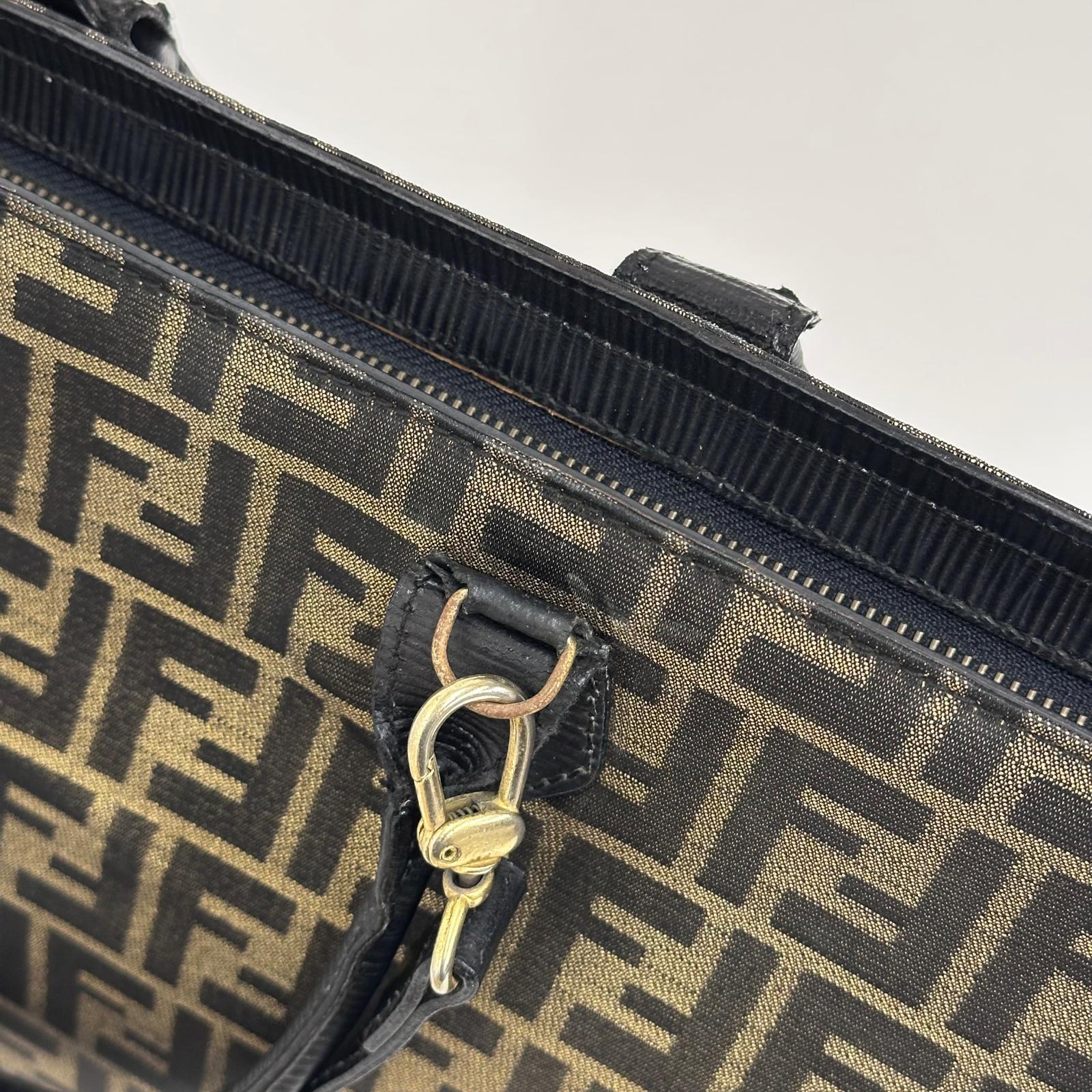 Fendi Borsa Tote Vintage Zucca FF in Tessuto Nero e Oro Lurex