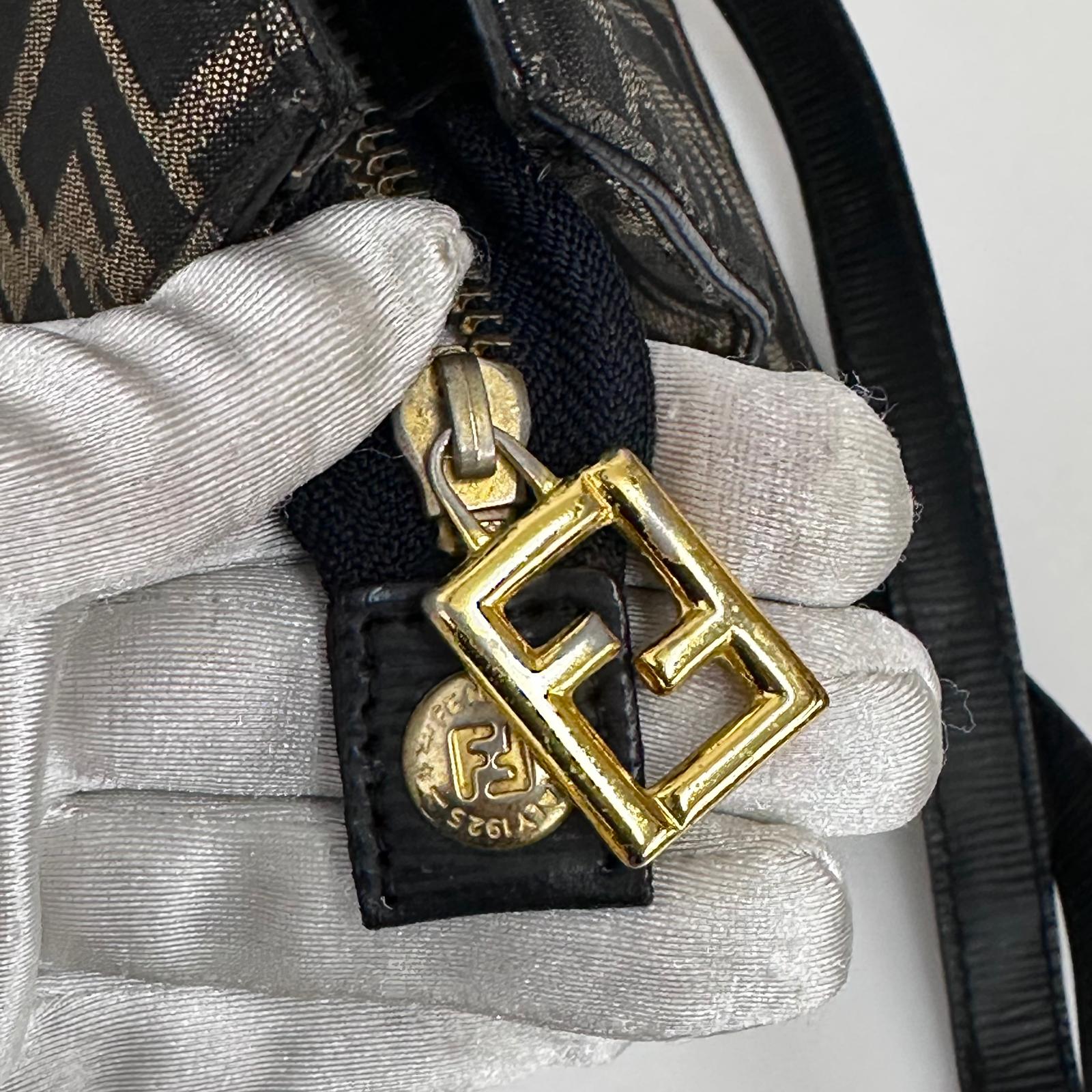 Fendi Borsa Tote Vintage Zucca FF in Tessuto Nero e Oro Lurex
