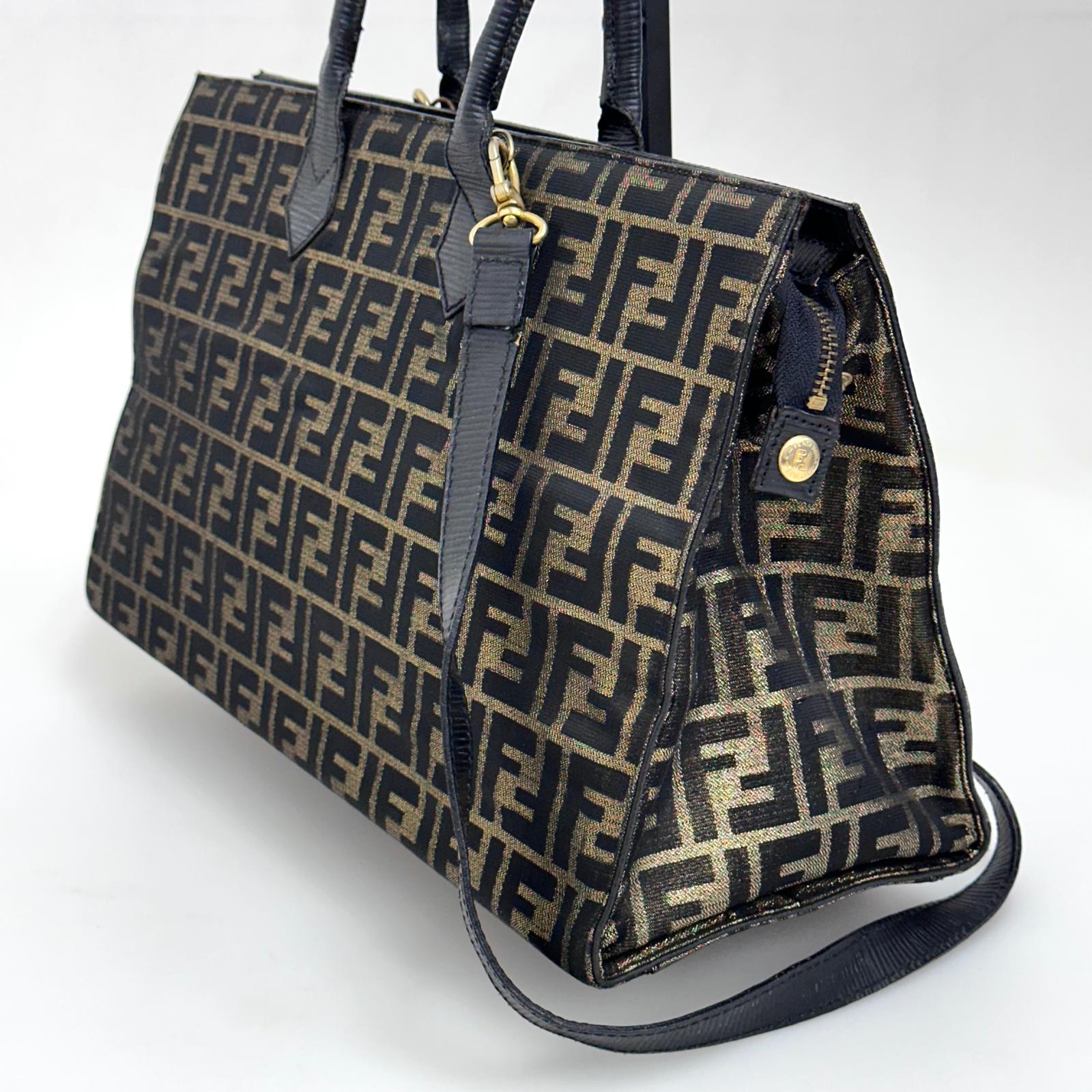 Fendi Borsa Tote Vintage Zucca FF in Tessuto Nero e Oro Lurex
