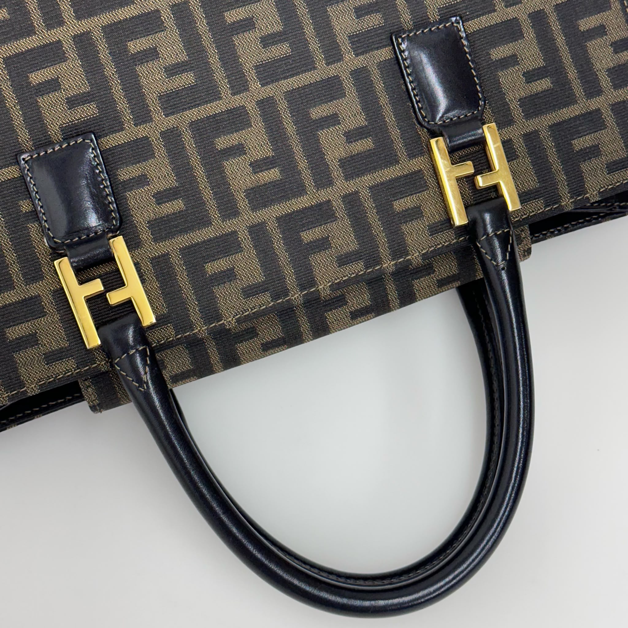 Fendi Borsa Tote Zucca FF Canvas con Dettagli in Pelle