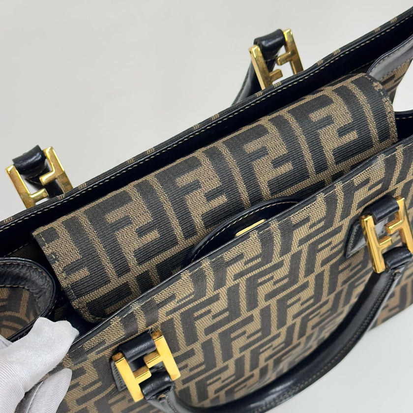 Fendi Borsa Tote Zucca FF Canvas con Dettagli in Pelle