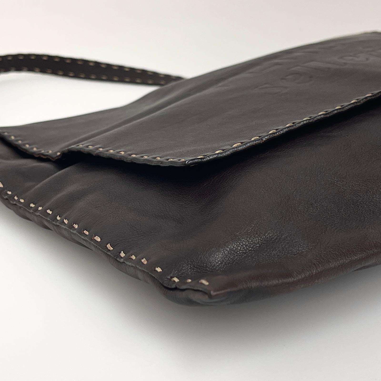 Fendi Borsa a Spalla Selleria Vintage in Pelle Marrone
