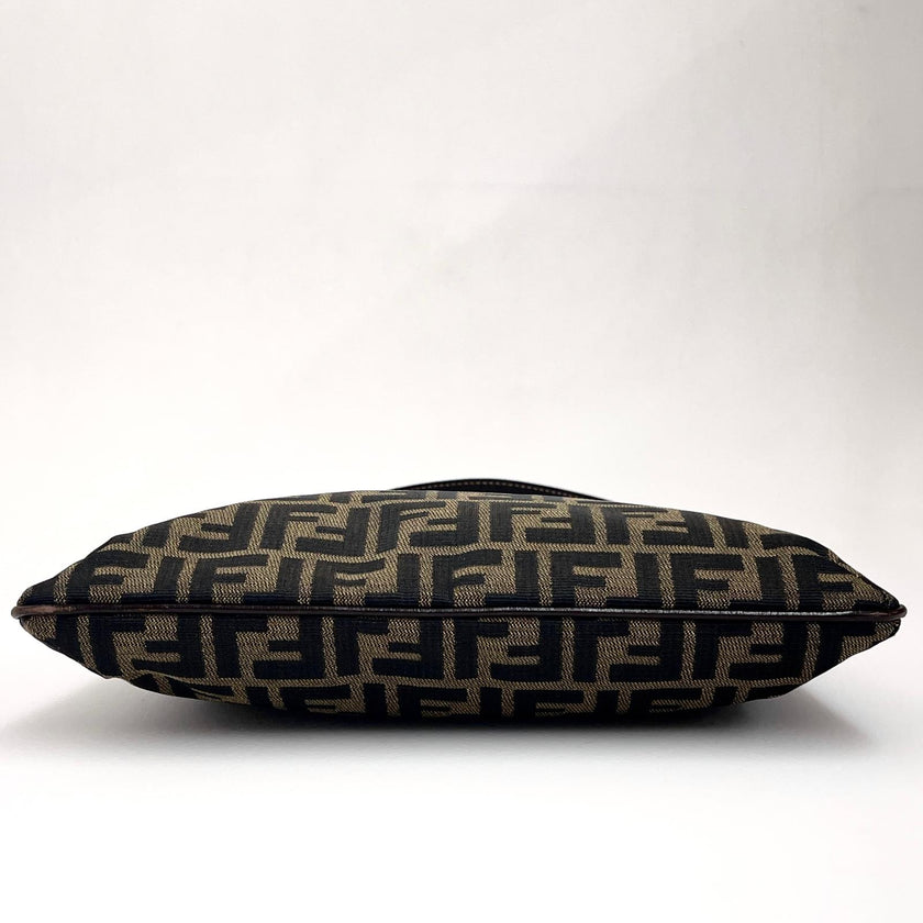 Fendi Borsa a Spalla Vintage in Tessuto Zucca Marrone
