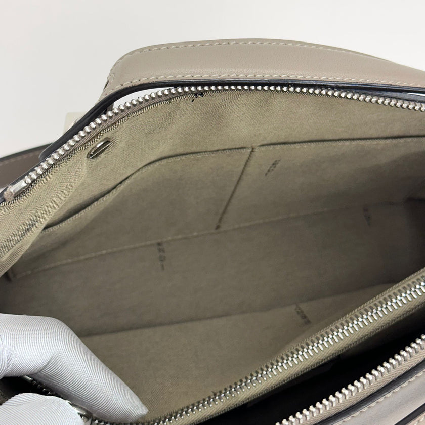 Fendi Borsa a mano e tracolla By The Way Medium Tortora