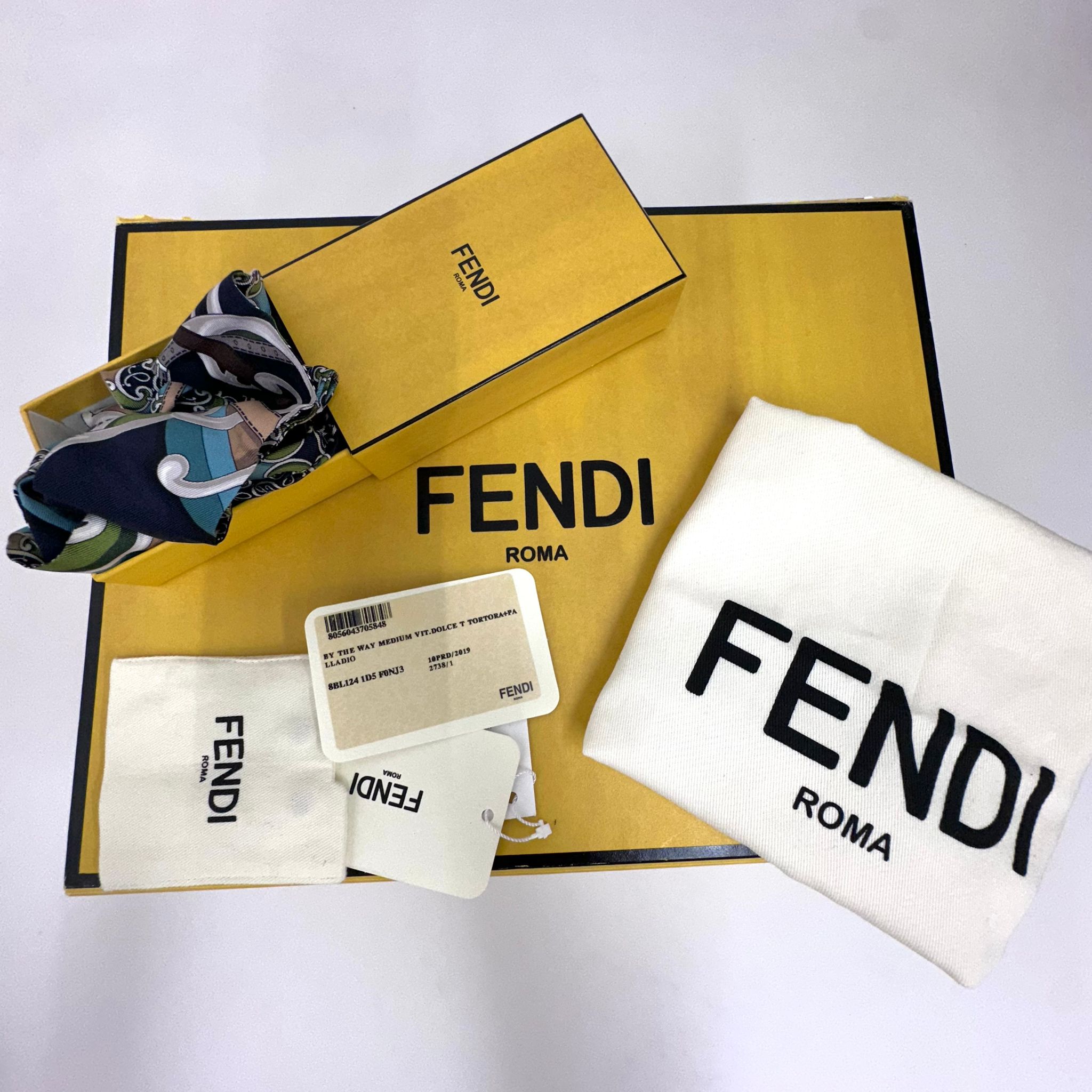 Fendi Borsa a mano e tracolla By The Way Medium Tortora