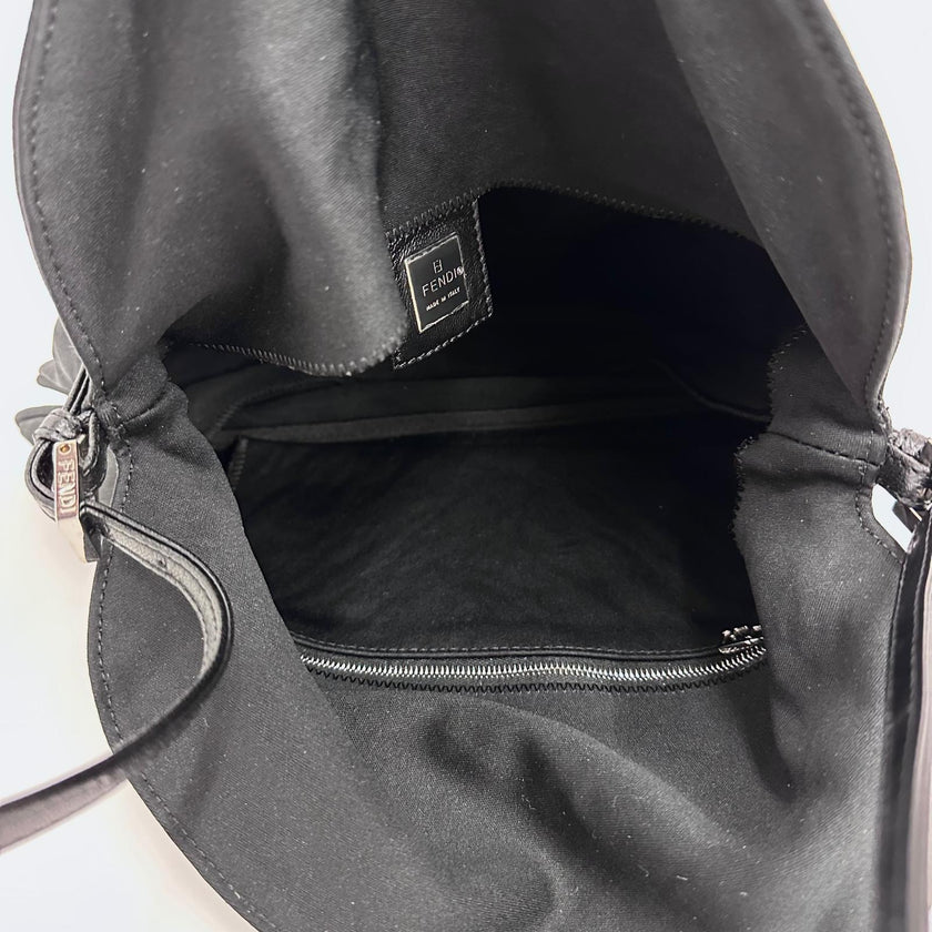 Fendi Borsa a spalla Baguette in jersey nero con logo FF in metallo
