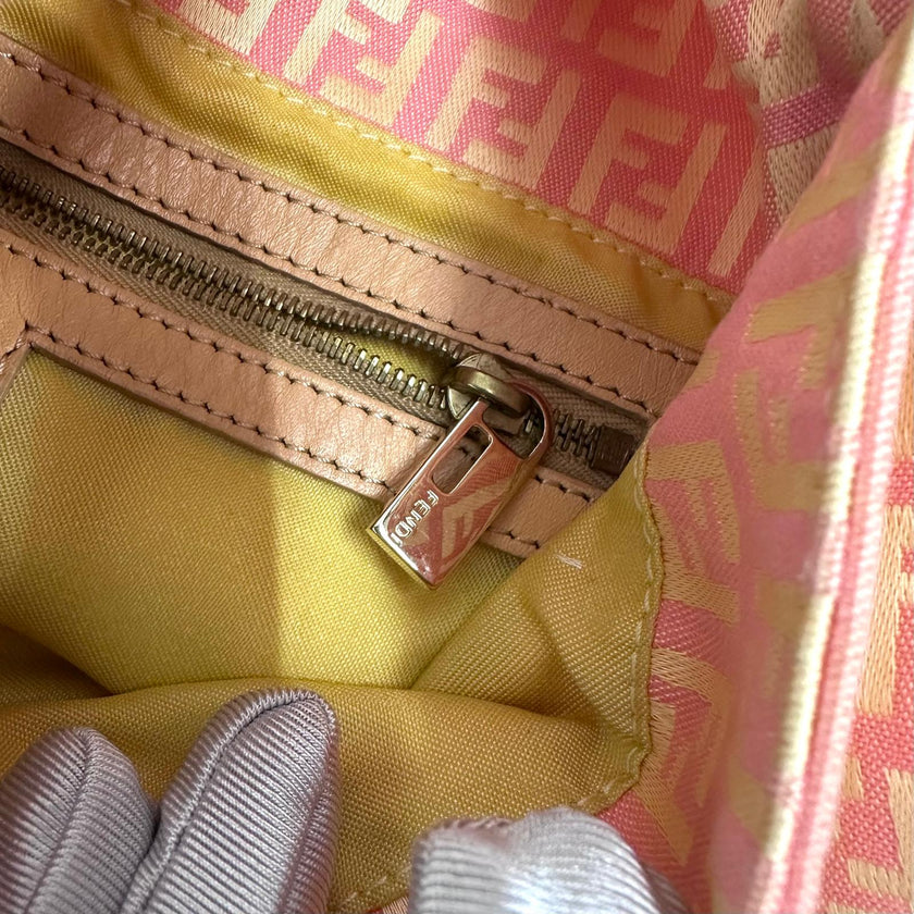 Fendi Borsa a spalla Mama Baguette Zucchino Rosa