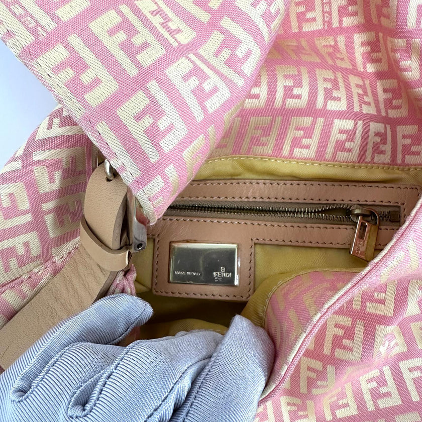 Fendi Borsa a spalla Mama Baguette Zucchino Rosa