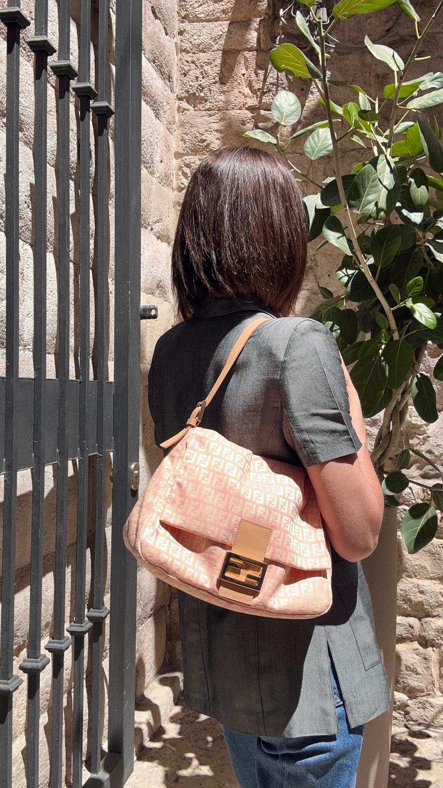 Fendi Borsa a spalla Mama Baguette Zucchino Rosa