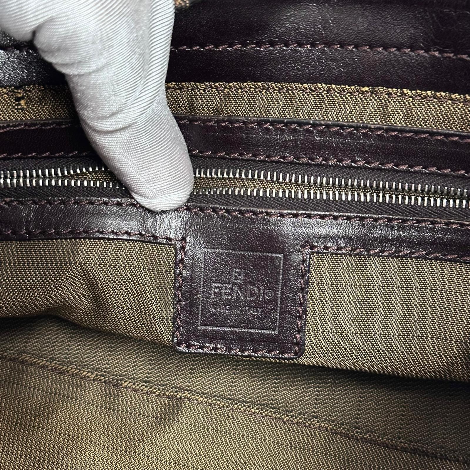 Fendi Borsa a spalla Zucca FF vintage