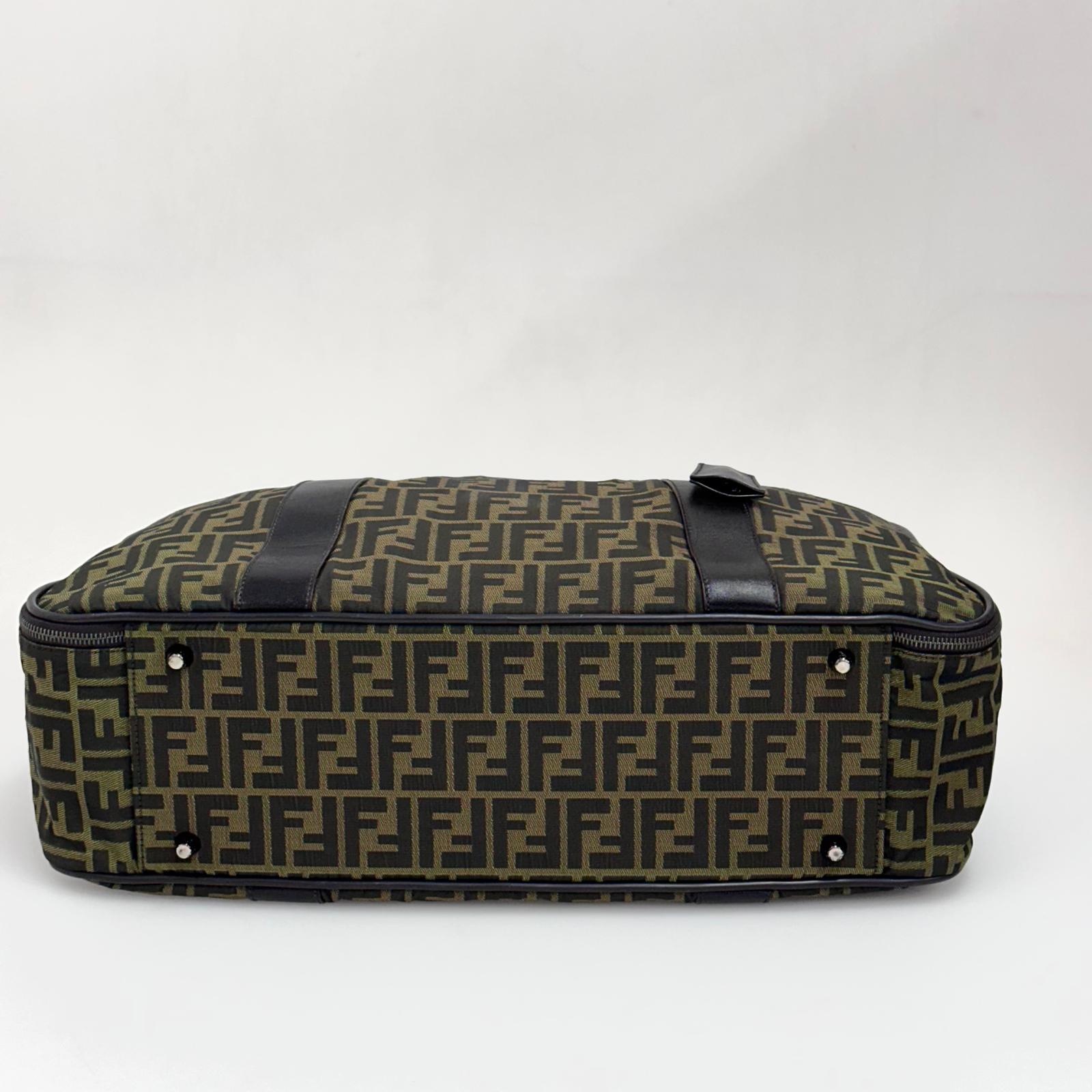 Fendi Borsa da viaggio a mano FF Zucca in tela e pelle