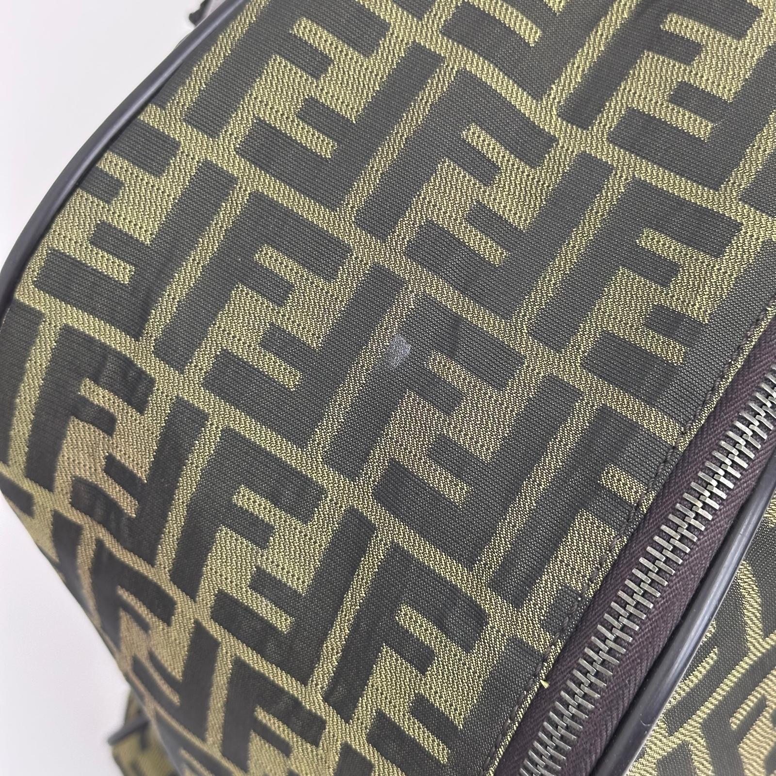 Fendi Borsa da viaggio a mano FF Zucca in tela e pelle