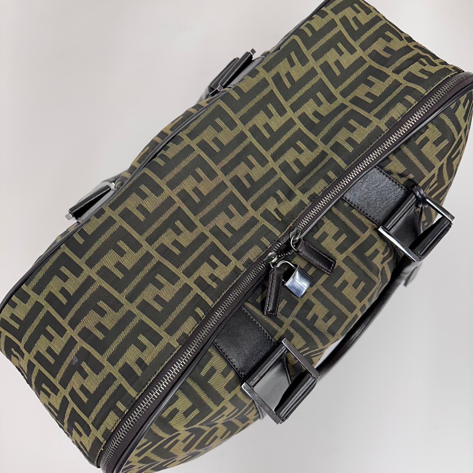 Fendi Borsa da viaggio a mano FF Zucca in tela e pelle